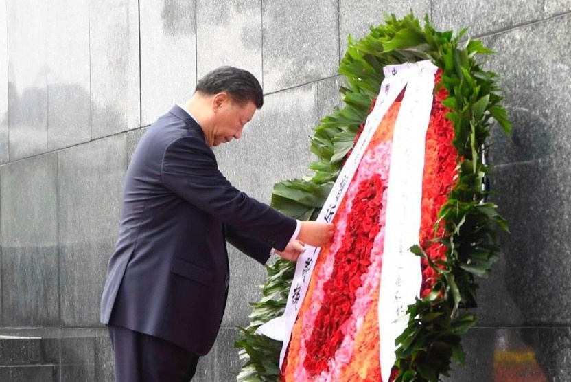 Tong bi thu Trung Quoc vao Lang vieng Chu tich Ho Chi Minh hinh anh