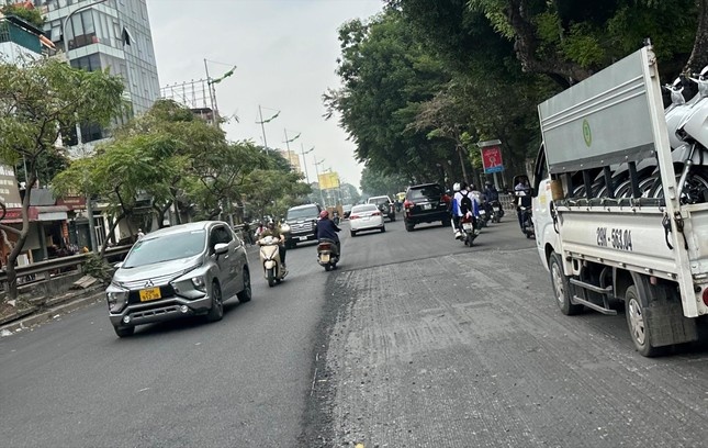 dao duong o Ha Noi anh 3