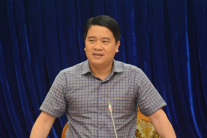 Khai tru ra khoi Dang Pho Chu tich UBND tinh Quang Nam Tran Van Tan hinh anh