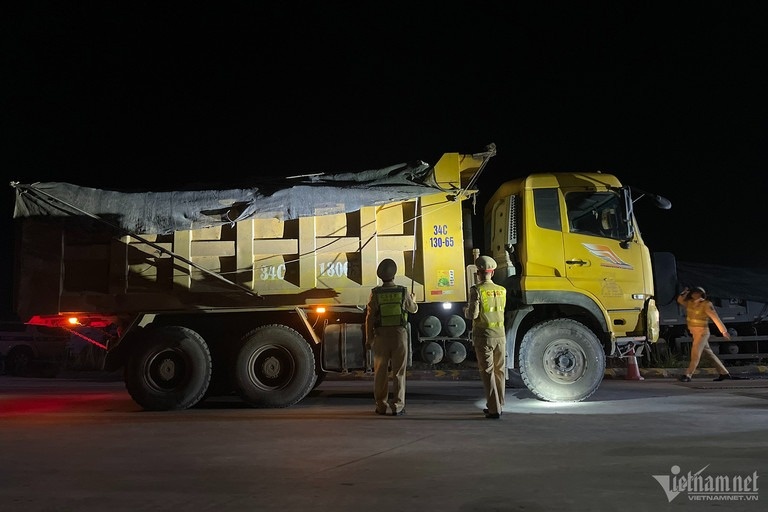 Thieu tuong Dinh Van Noi anh 2