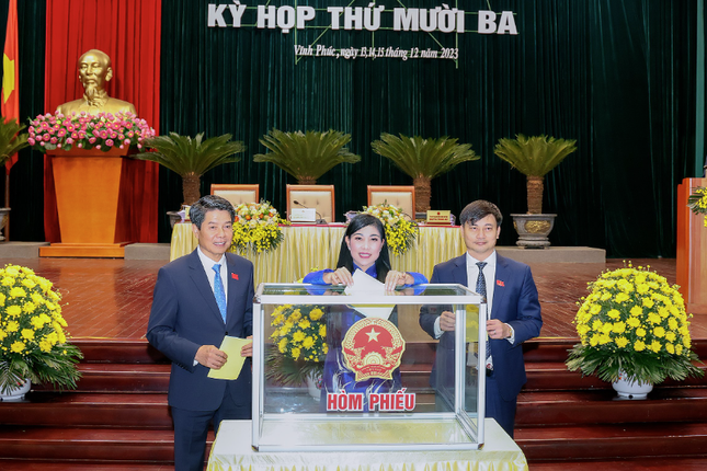 Vi sao Vinh Phuc chua cong khai ket qua lay phieu tin nhiem hinh anh