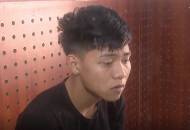 Khoi to doi tuong thong chot nong do con, tong gay chan thieu ta CSGT hinh anh