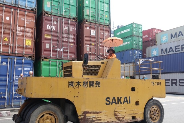 TP.HCM: 3.800 ty thu phi cang bien duoc dau tu vao du an giao thong hinh anh