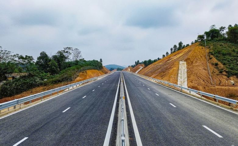 Dau tu hon 1.000 ty dong lam duong ket noi 2 tuyen cao toc hinh anh