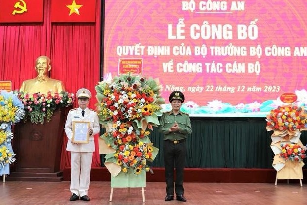 Dai ta Nguyen Thanh Liem giu chuc Giam doc Cong an tinh Dak Nong hinh anh