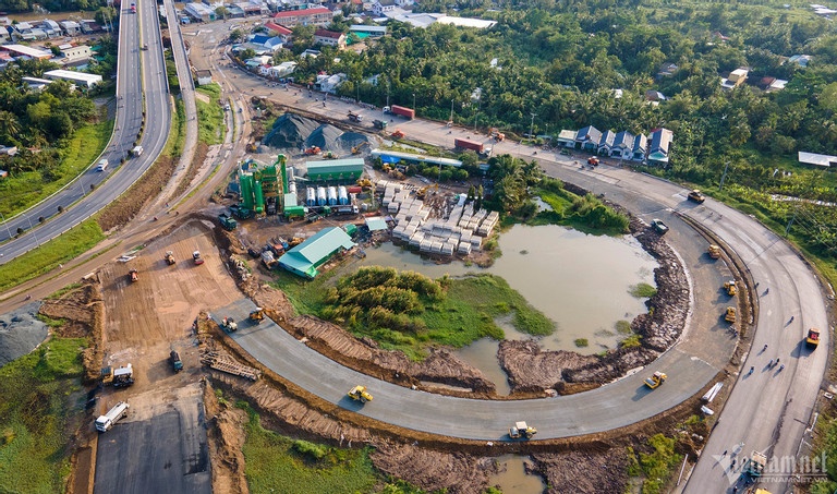 du an giao thong anh 3