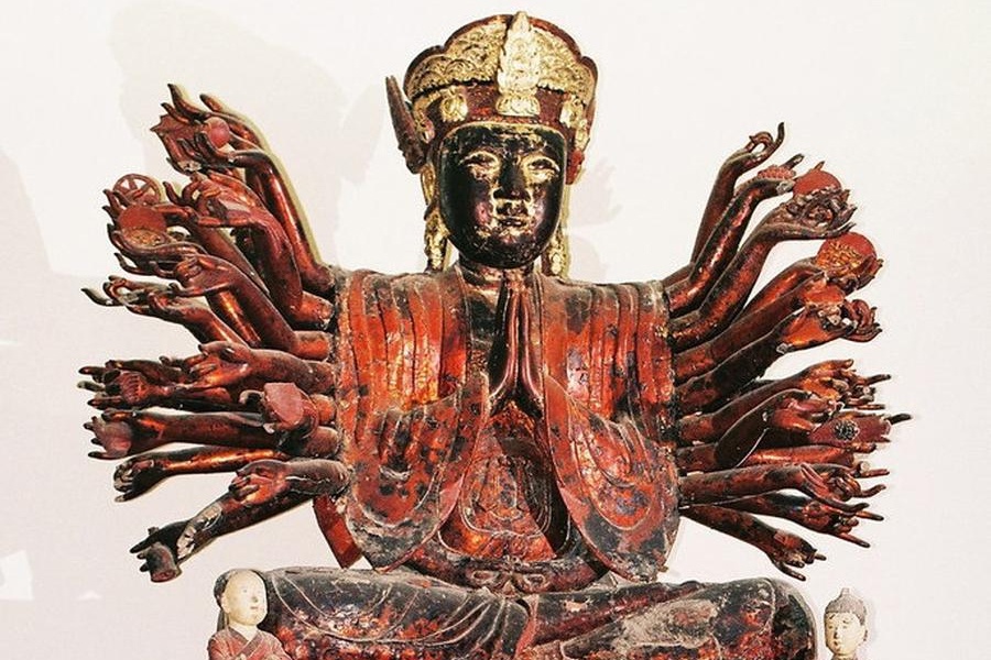 Hang tram hien vat, tac pham duoc gioi thieu trong SGK my thuat hinh anh