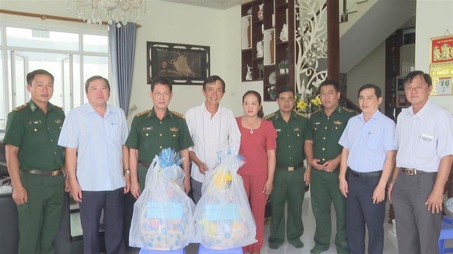 chim tau ca tren bien anh 1