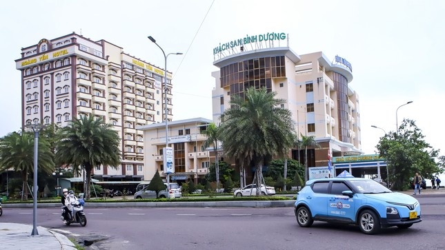 Binh Dinh tra hon 43 ty dong doi khach san de lay lai bo bien hinh anh