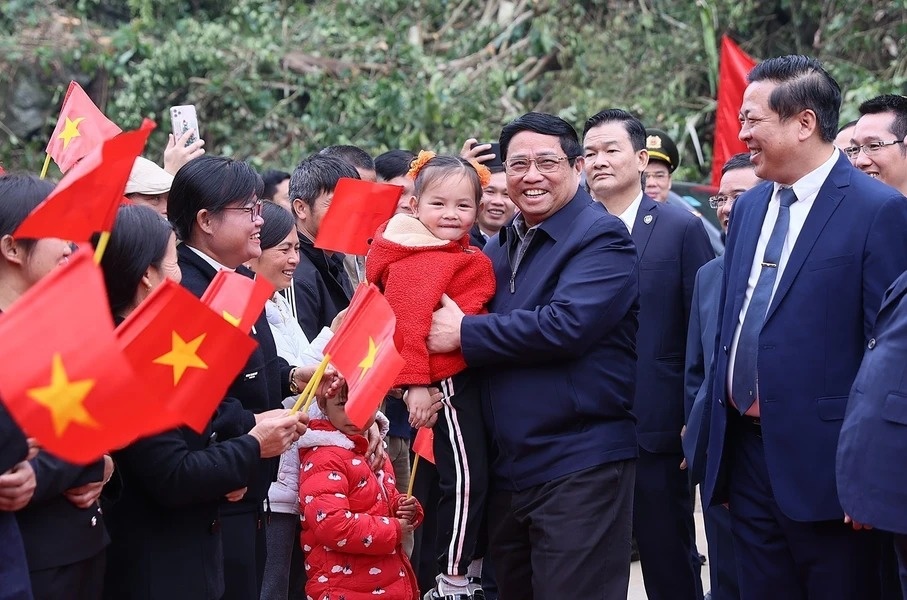 Cao toc Dong Dang-Tra Linh anh 4