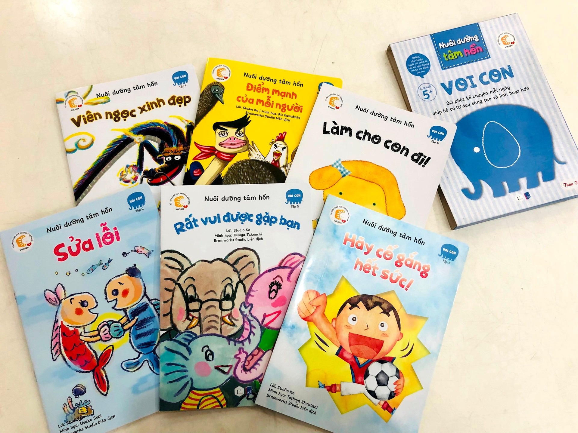 Ke chuyen moi ngay voi sach 'Nuoi duong tam hon' hinh anh