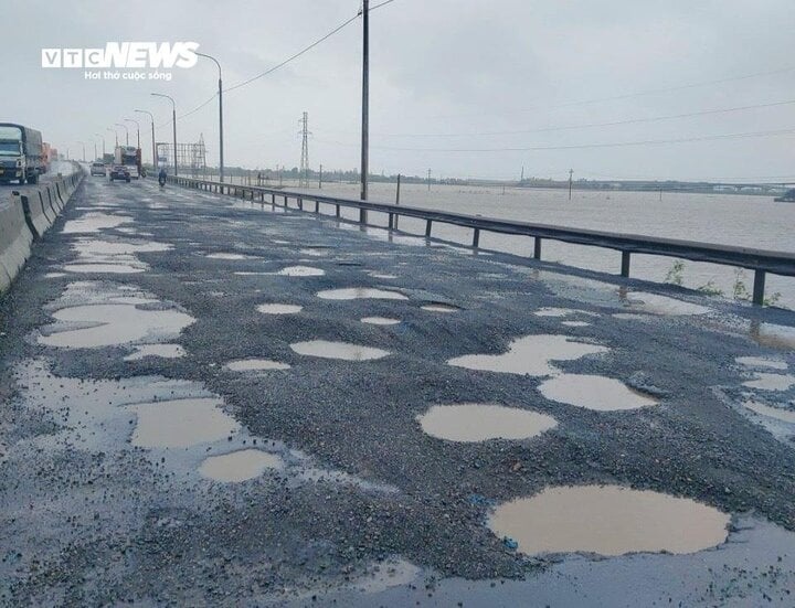 quoc lo 1 hu hong anh 1