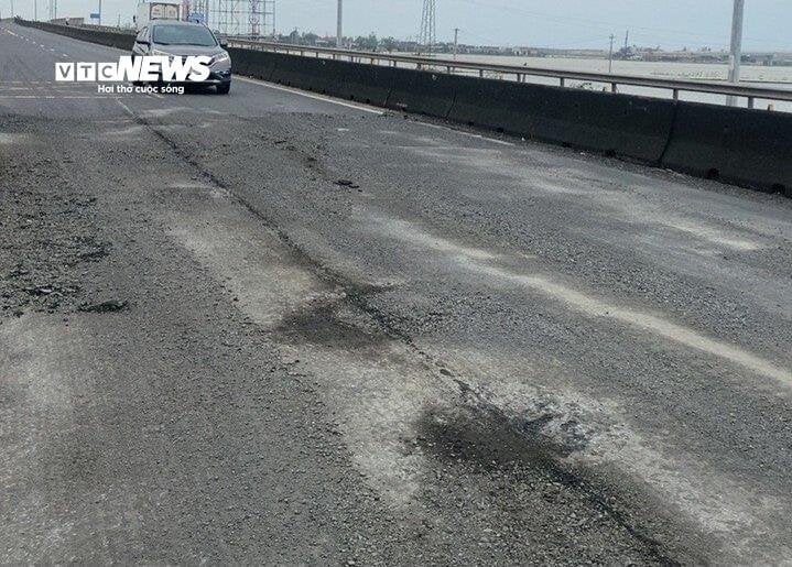 quoc lo 1 hu hong anh 3