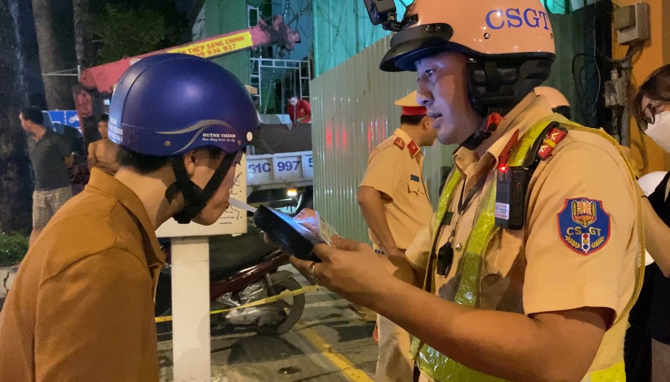 TP.HCM de xuat tieu chi danh gia tap the, ca nhan vi pham nong do con hinh anh