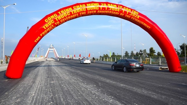 Thong xe cay cau gan 800 ty dong bac qua song Can Tho hinh anh