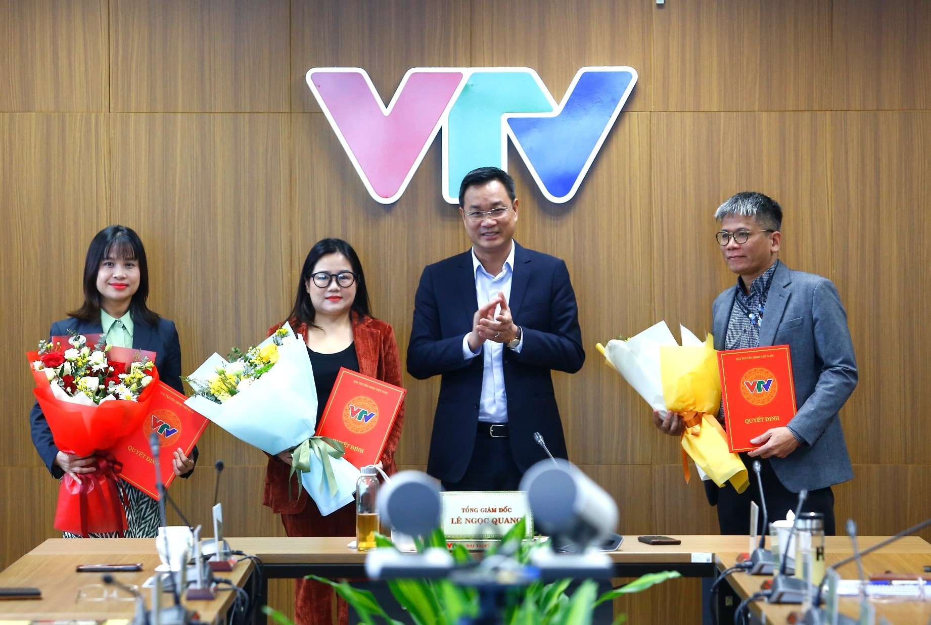 Ra mat Thoi bao VTV hinh anh