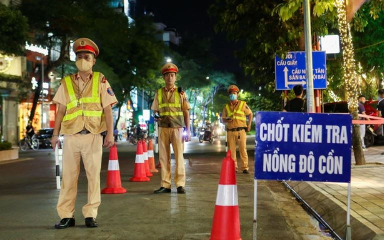 Bo Giao thong ly giai viec cam tuyet doi nong do con hinh anh