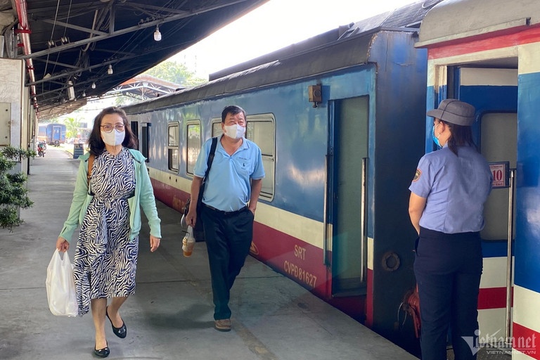 tang so ve tau tet anh 1