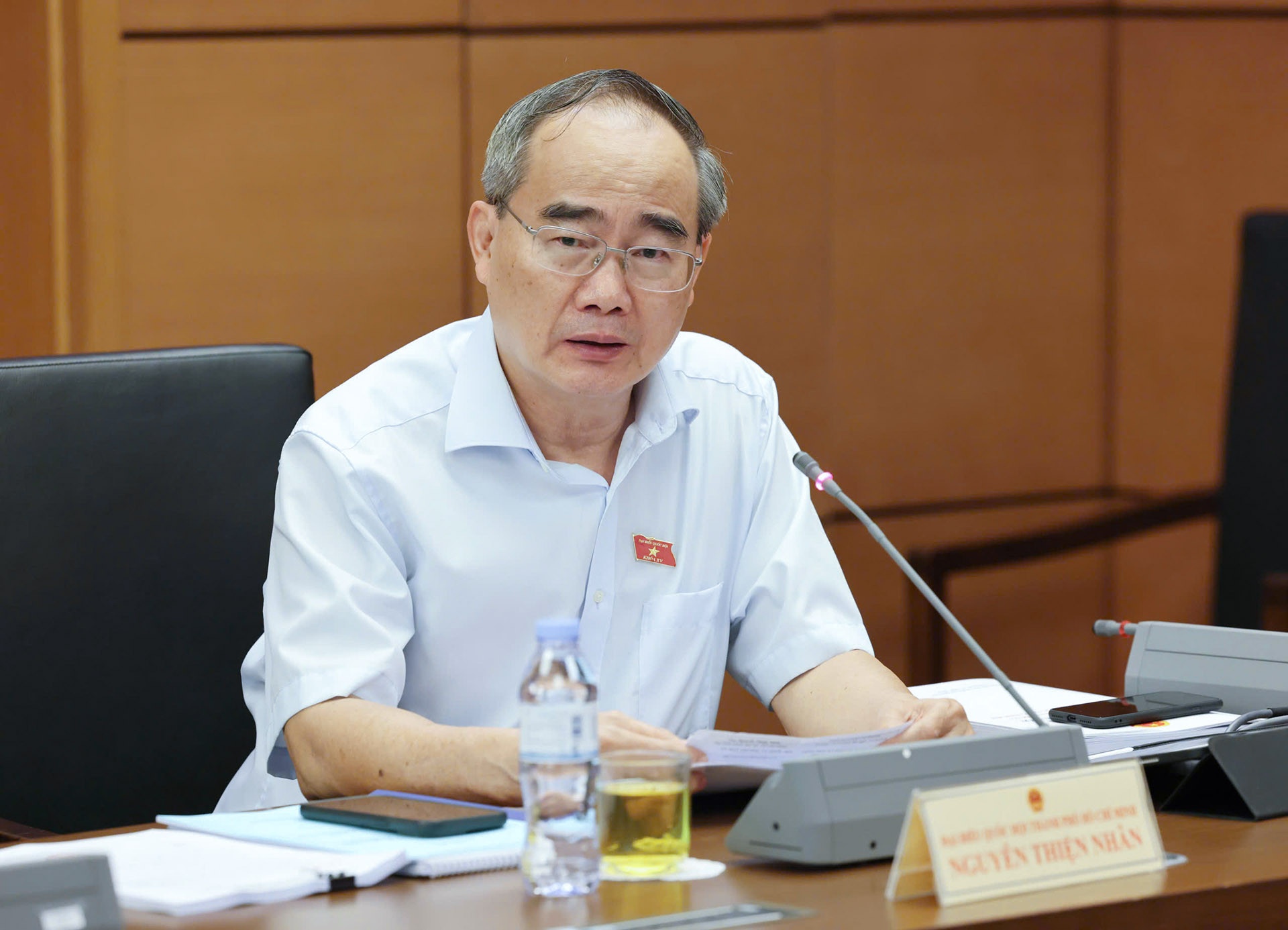 ky luat dang vien anh 1