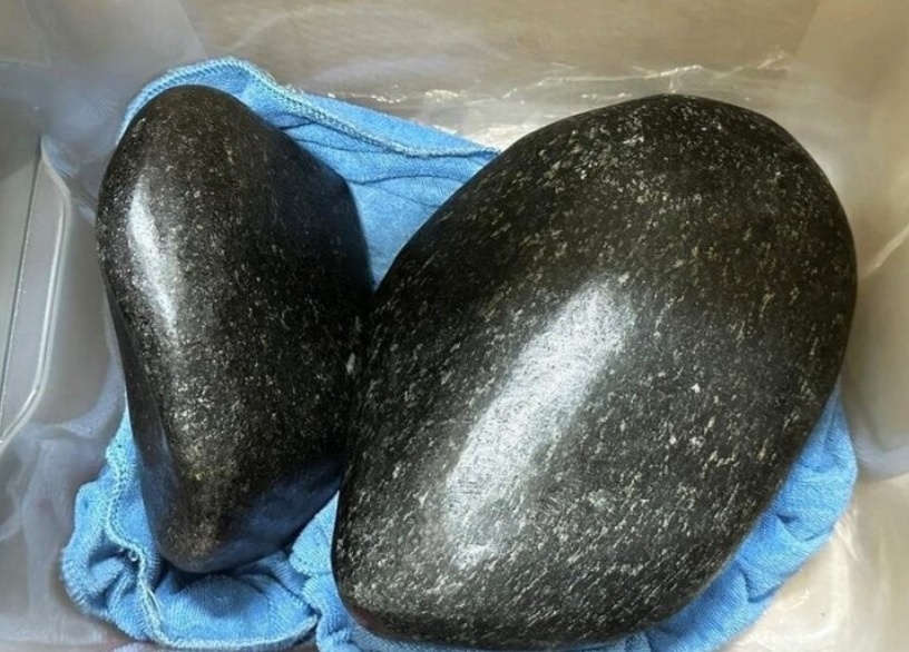 Tin cuc da co tinh nang huy diet sat, 2 vo chong bi lua hon 2 ty dong hinh anh