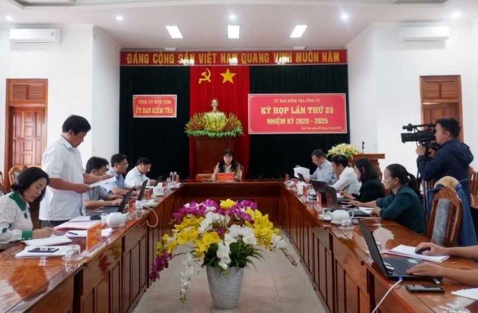 Kon Tum xu ly ky luat can bo vi pham lien quan AIC hinh anh