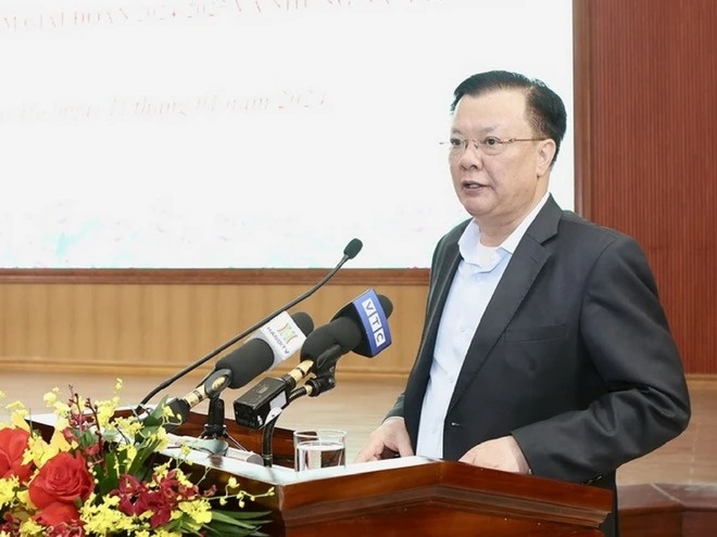 Bi thu Dinh Tien Dung anh 2