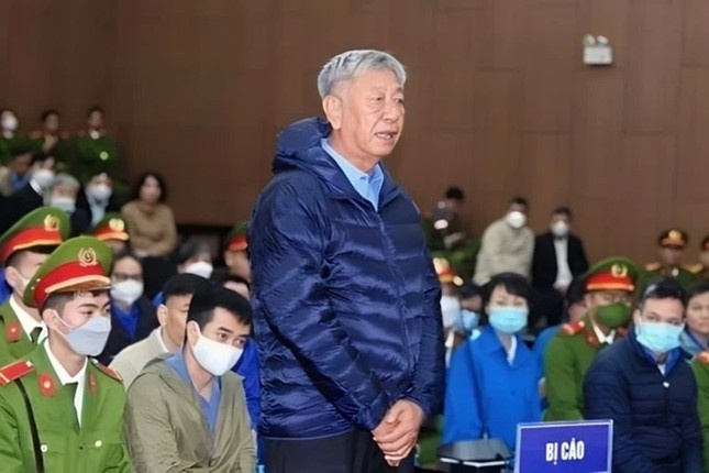 Cuu giam doc CDC Binh Duong duoc huong chinh sach khoan hong dac biet hinh anh
