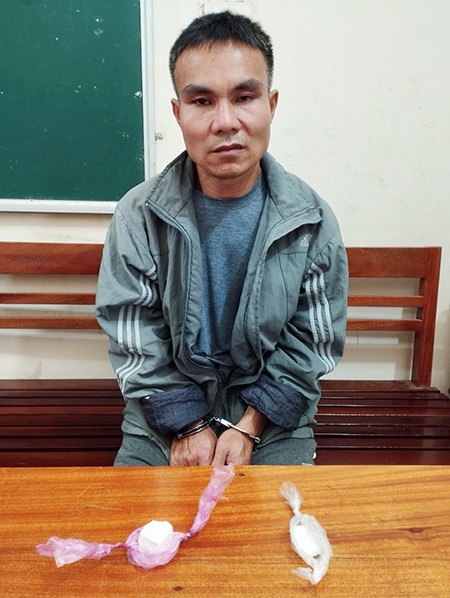 bat ma tuy va sung anh 3