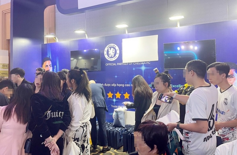 Mat hon 6 ty dong vi choi Forex ao hinh anh