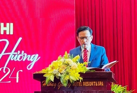 Phat dong cuoc thi 'Truyen ngan Song Huong 2024' hinh anh