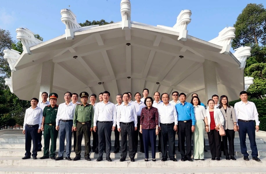 hoat dong Chu tich nuoc anh 4