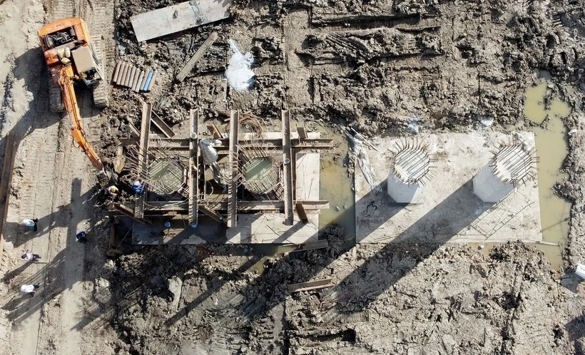 Thieu cat dap nen duong, Cao toc Can Tho-Ca Mau cham tien do 6 thang hinh anh