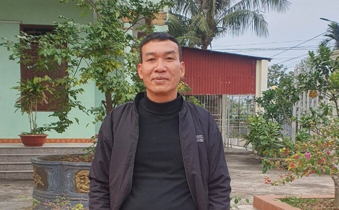 tai xe roi xuong song anh 1