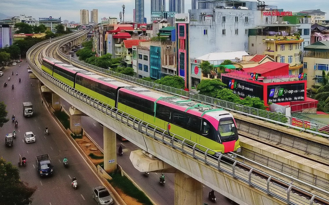 Dot pha lam duong sat do thi, tranh thiet hai ty USD/nam do un tac? hinh anh