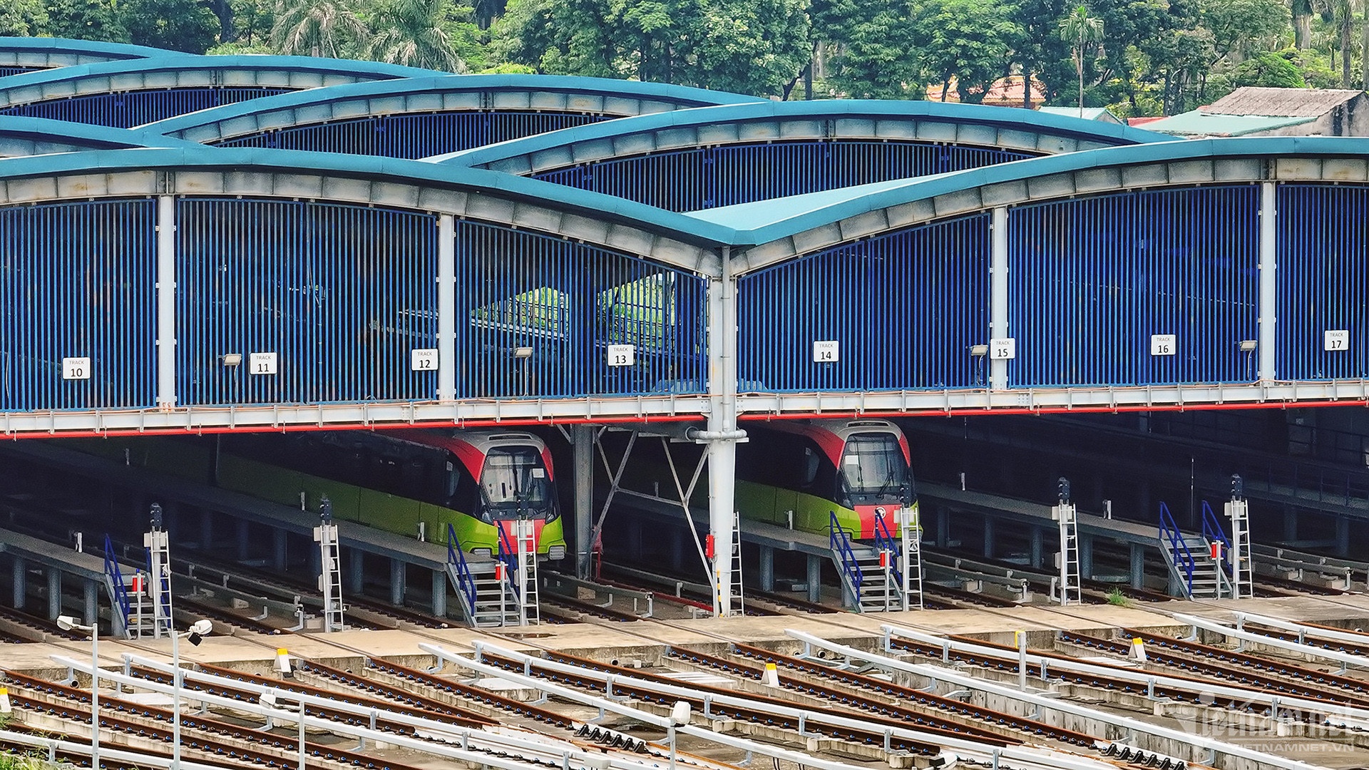 lam duong sat do thi anh 2