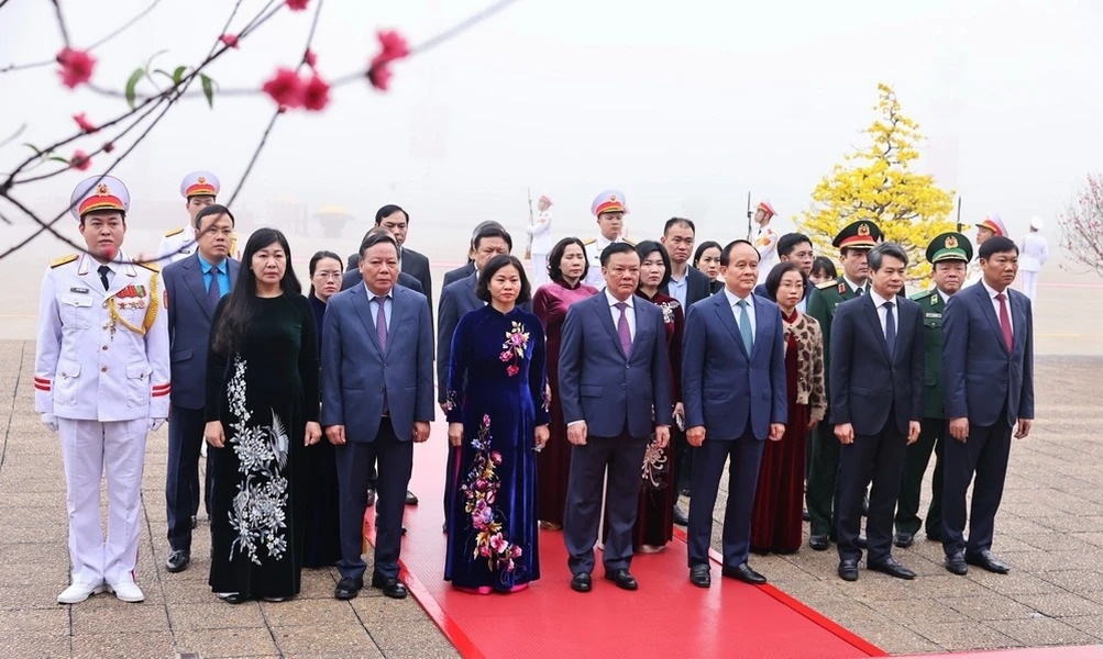 Chu tich Ho Chi Minh anh 14