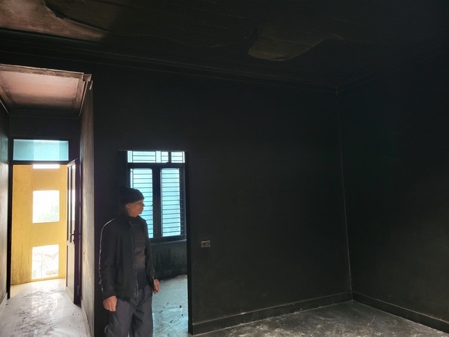 chay nha 3 nguoi chet anh 2