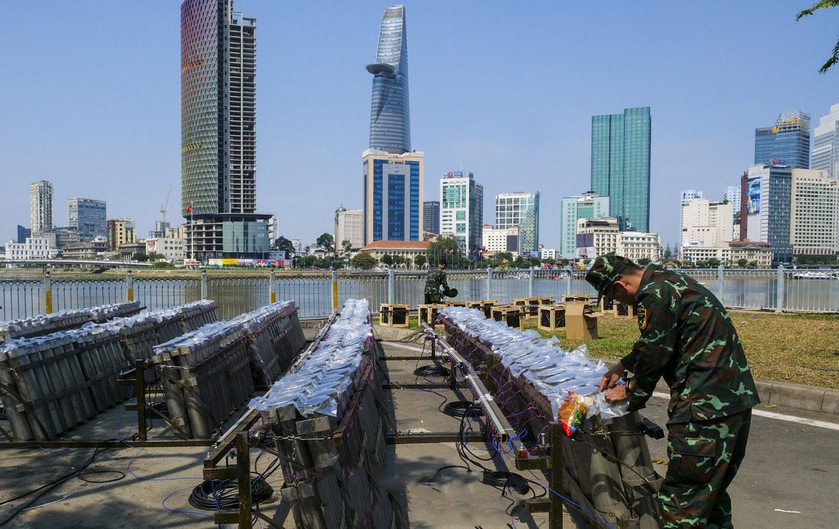 Can canh diem tap ket nhieu gian phao hoa nhat o TP.HCM hinh anh