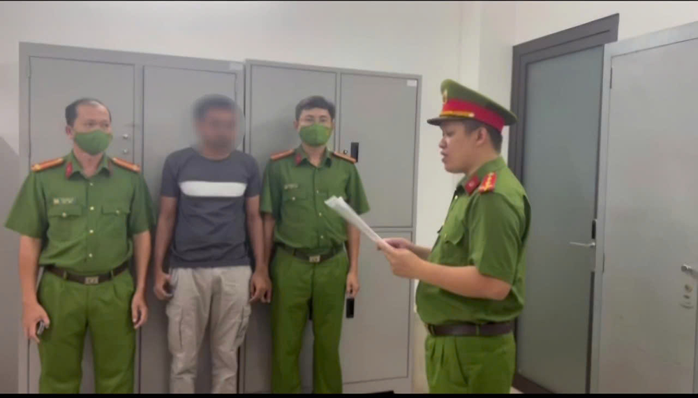 Nhap lau kim cuong anh 3