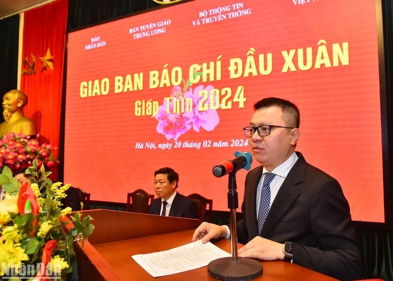 Bao chi hien dai anh 2