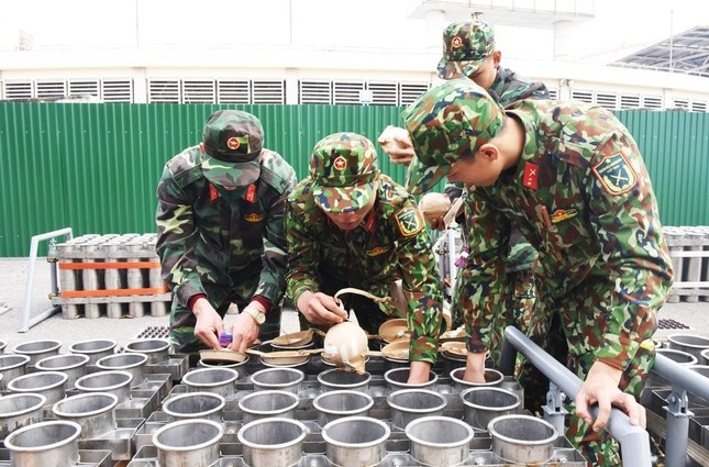 Man phao hoa dem Giao thua tai Ha Noi co gi dac biet? hinh anh