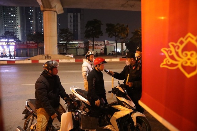 an ninh dem giao thua anh 9