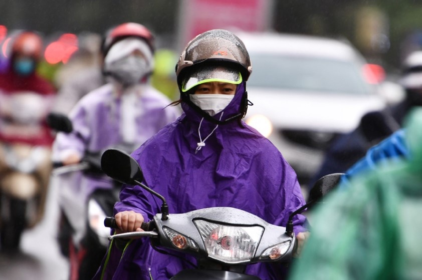 Khong khi lanh bao phu, mien Bac mua ret hinh anh