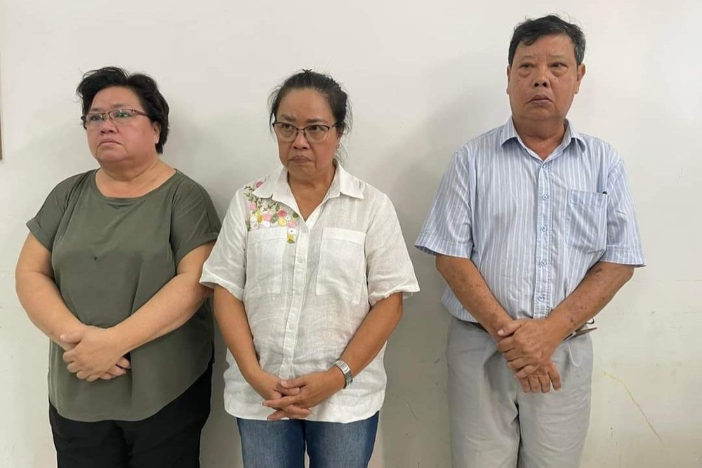 Gia chu ky, khai tu 8 nguoi than de ban nha thua ke hinh anh