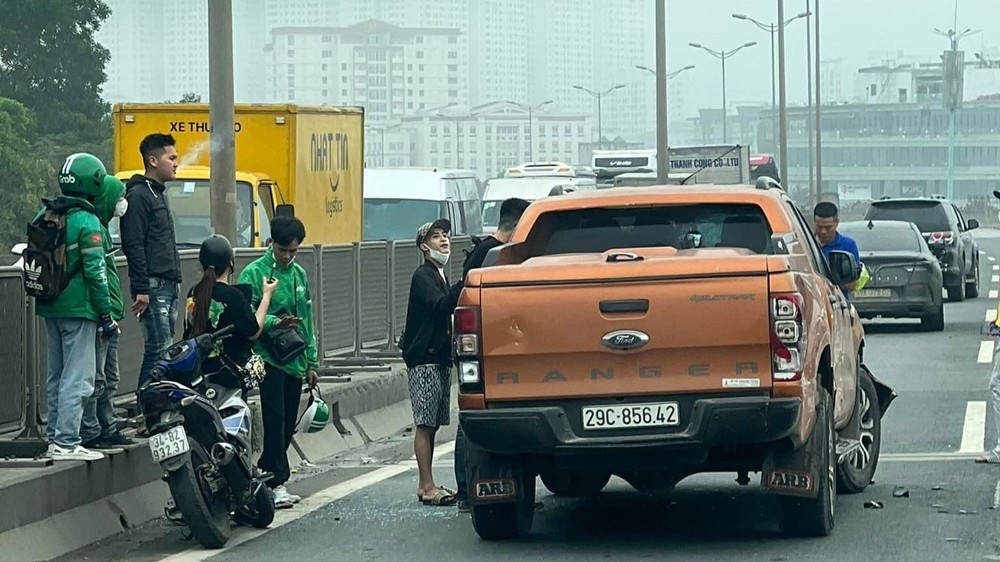 Tài xế bán tải ảnh 2 Tai xe ban tai anh 2