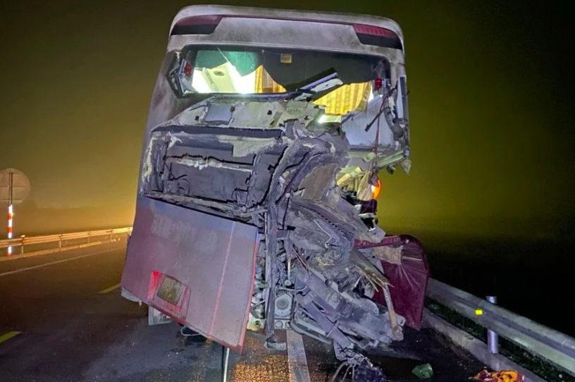 Nen dieu chinh toc do phuong tien sau cac tai nan o Cam Lo - La Son? hinh anh