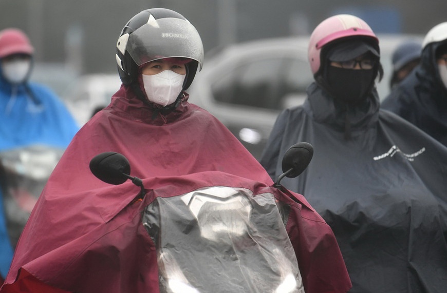 Thoi tiet 14/3: Mien Bac mua nho, lanh ve dem va sang hinh anh