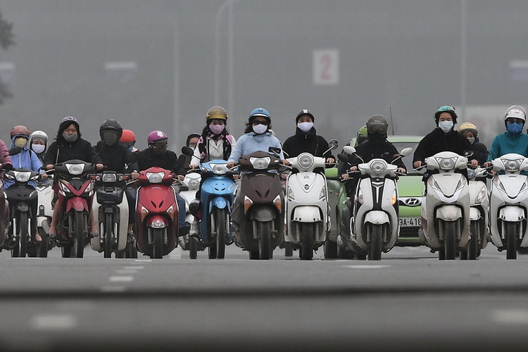 Thoi tiet 21/3: Mien Bac co suong mu tro lai, nen nhiet tang nhanh hinh anh