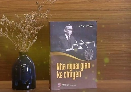 'Nha ngoai giao ke chuyen' hinh anh