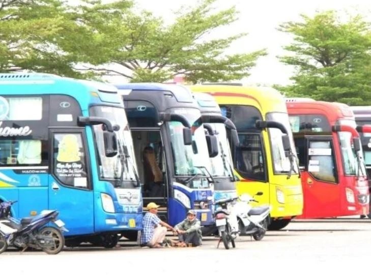 Xe khach chay qua toc do 333 lan mot thang o Lam Dong hinh anh